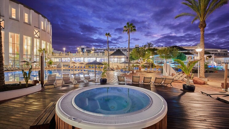 Sandos Papagayo Hotel